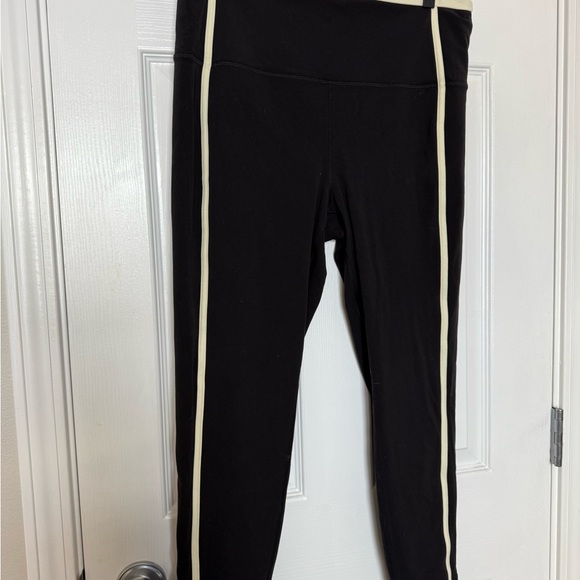 Athleta Pants - Athleta Ultra High Rise Elation 7/8 Tights Leggings XL EUC